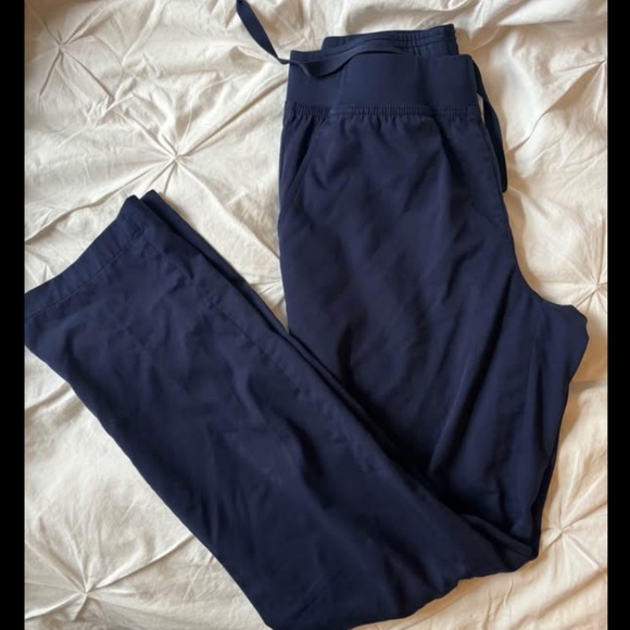 Nursing scrub set -small - Picture 5 of 8